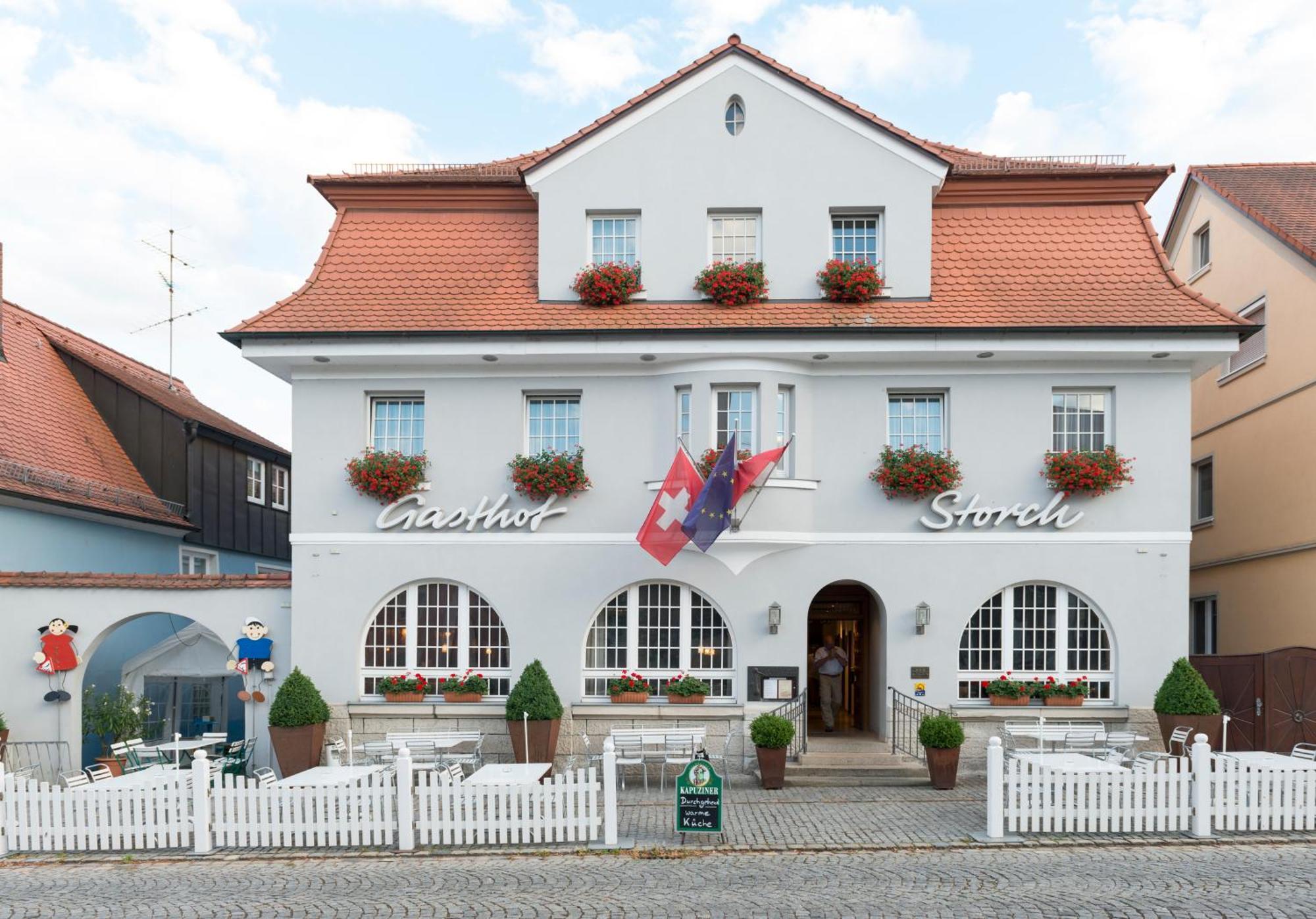 Hotel Gasthof Zum Storch Schlusselfeld Bagian luar foto